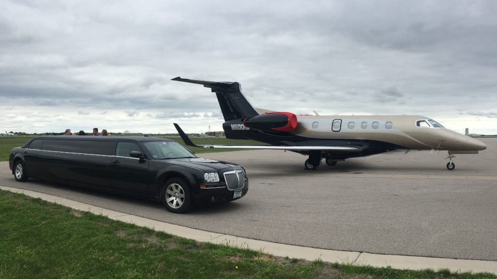 VIP Limousine, Minnesota – Affordable Luxury Rentals for Twin Cities ...